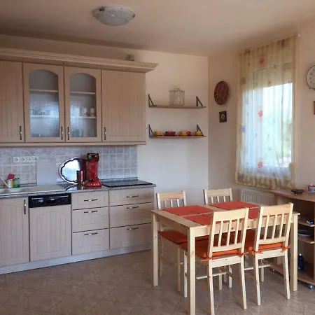 Napos Terasz Apartman Апартаменты Шиофок